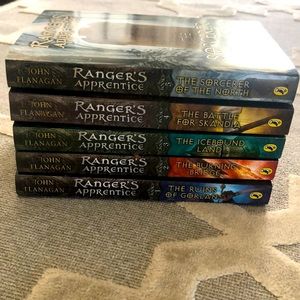 Ranger’s Apprentice Books 1-5 Brand New